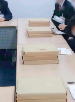 白紙用紙の寄付の様子2