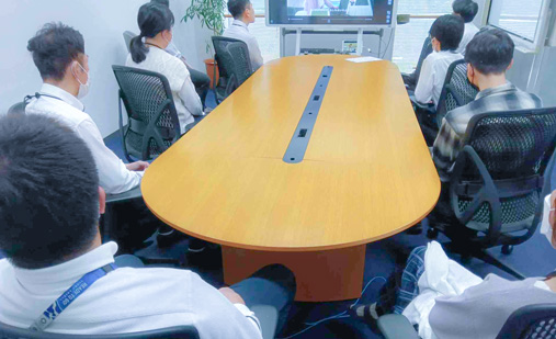 動画視聴